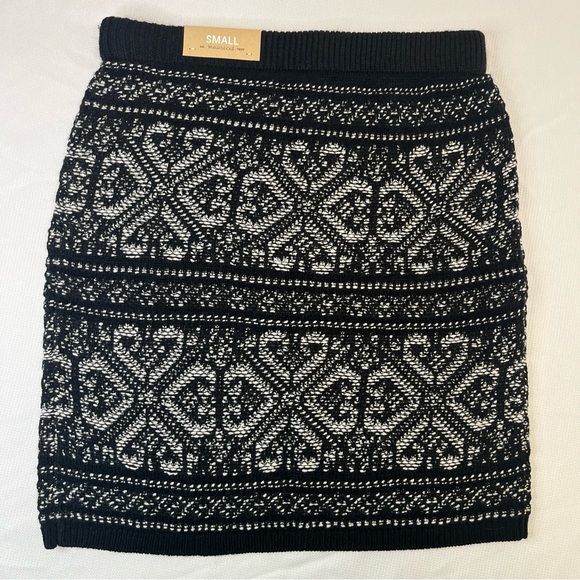 Lot Of 2 Maurice’s Size Small Midi Skirts NWT Aztec - Picture 9 of 15